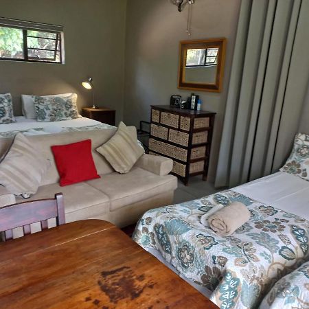 A Little Guesthouse Bloemfontein Ngoại thất bức ảnh