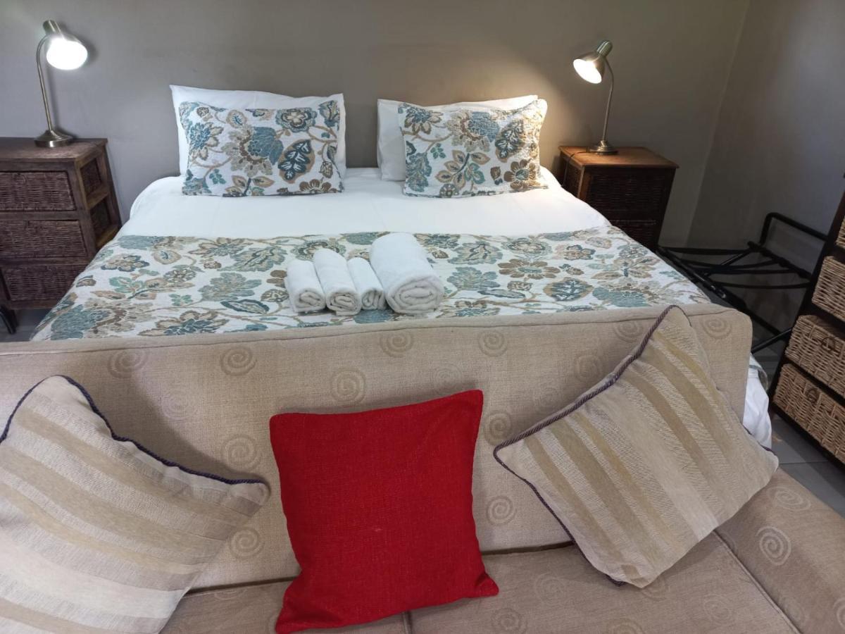 A Little Guesthouse Bloemfontein Ngoại thất bức ảnh