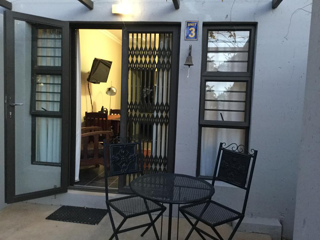 A Little Guesthouse Bloemfontein Ngoại thất bức ảnh