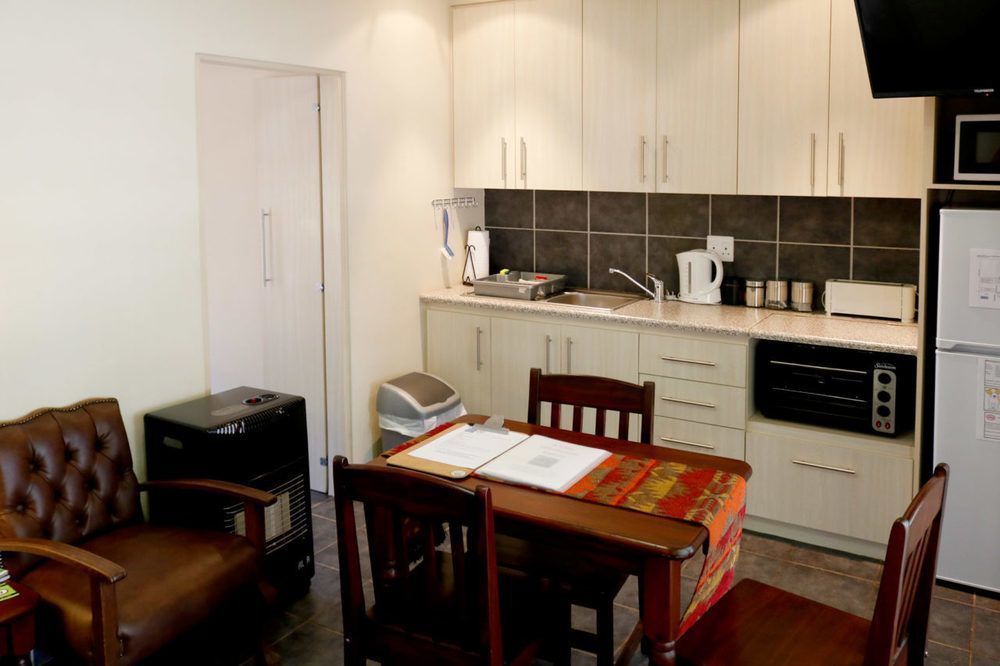 A Little Guesthouse Bloemfontein Ngoại thất bức ảnh